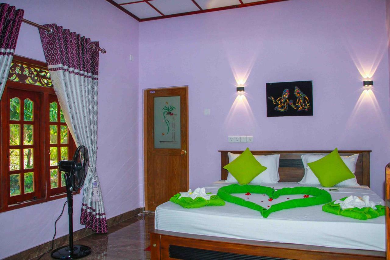 Wijesiri Family Guest House Sigiriya Bagian luar foto
