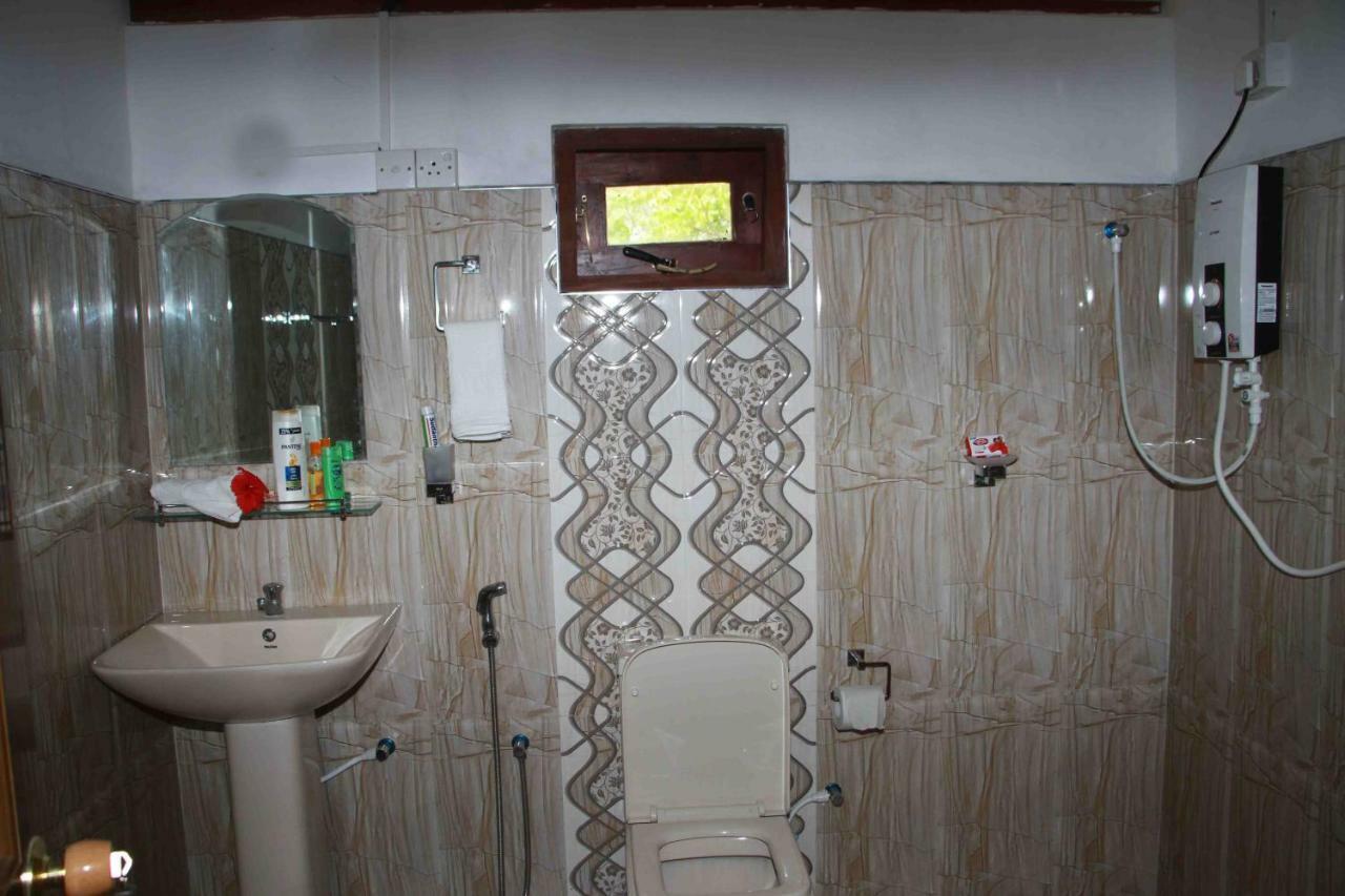 Wijesiri Family Guest House Sigiriya Bagian luar foto