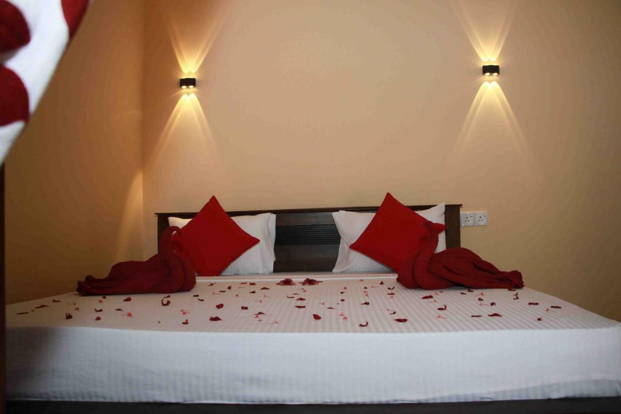 Wijesiri Family Guest House Sigiriya Bagian luar foto
